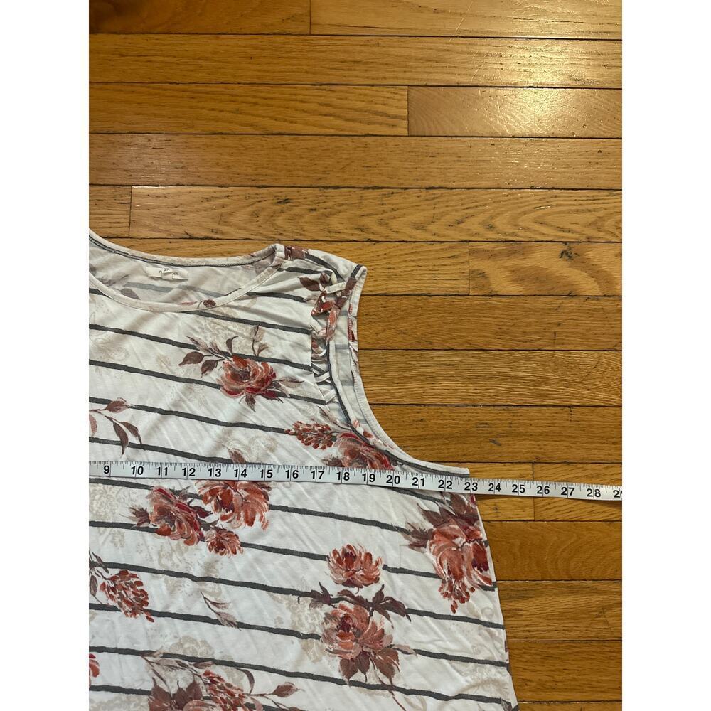 Maurices Floral Stripe Sleeveless Tank Top Women’s Plus 2X Lace-Up Detail - Picture 5 of 6